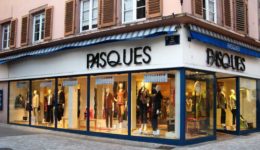 Pasques-magasin-mode